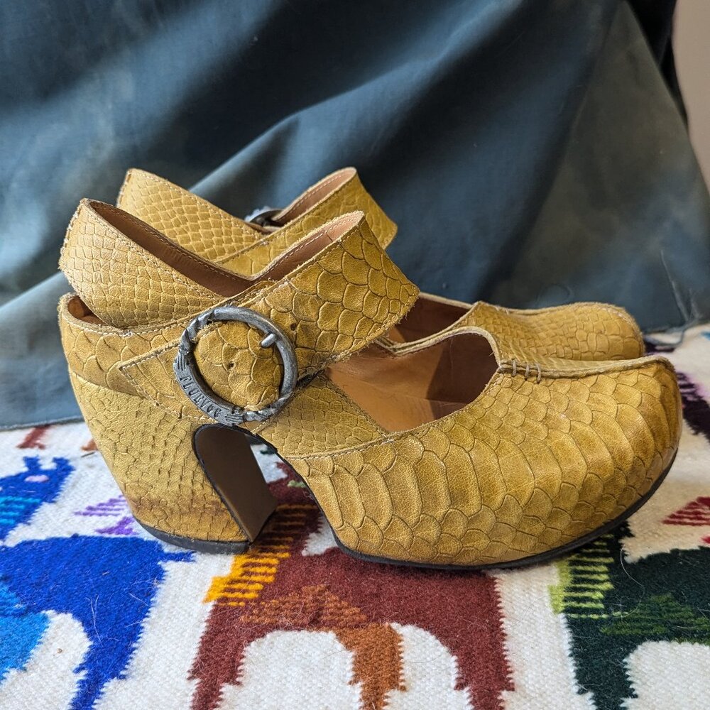 John Fluevog Prepare Guide